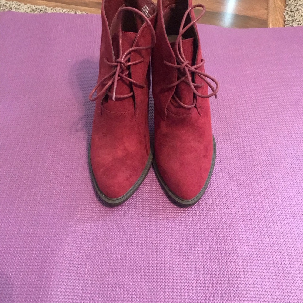 Booties - Picture 4 of 4